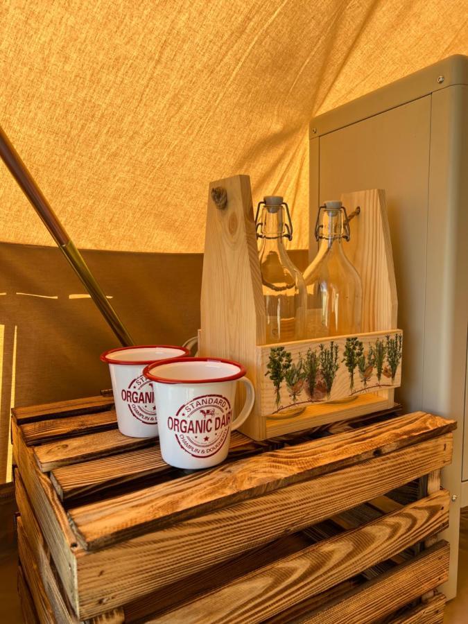 Hotel Glamping Bieszczady Z Jacuzzi I Basenem Solina  Exterior foto