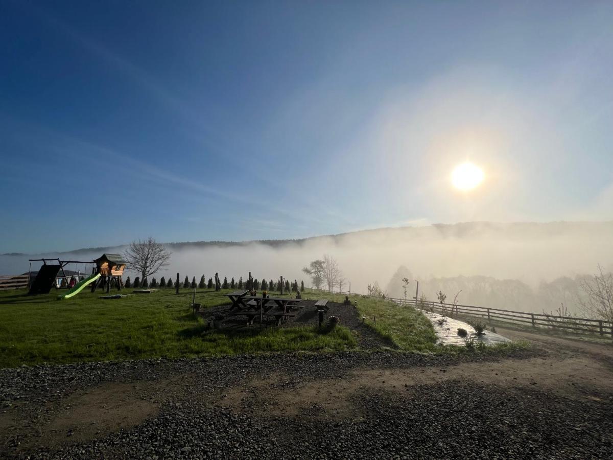 Hotel Glamping Bieszczady Z Jacuzzi I Basenem Solina  Exterior foto