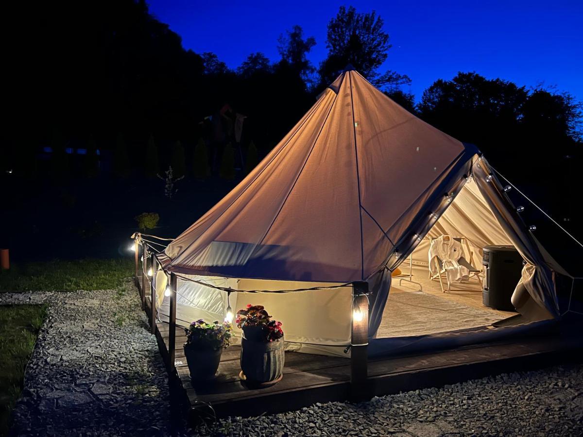 Hotel Glamping Bieszczady Z Jacuzzi I Basenem Solina  Exterior foto